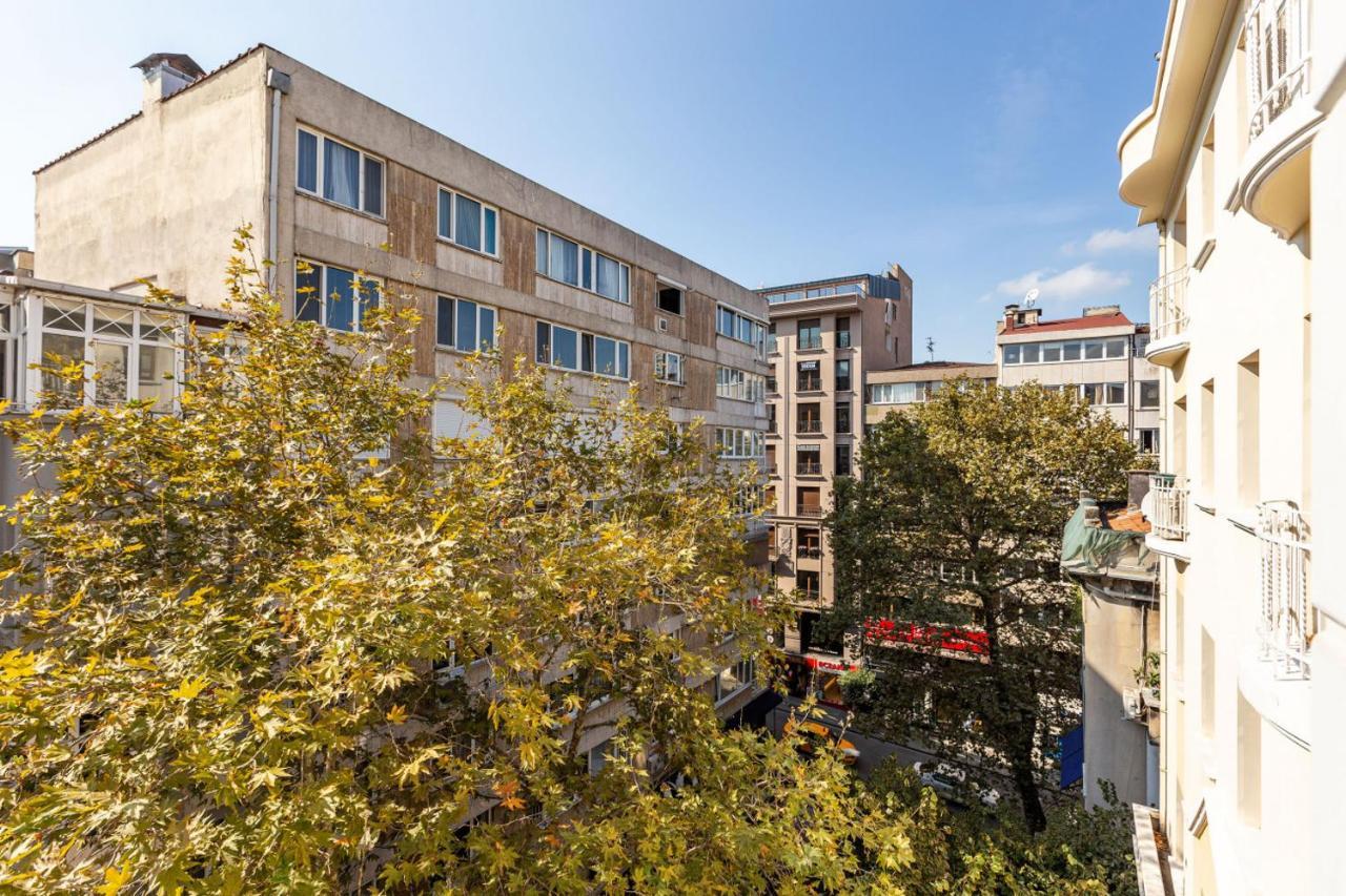 Outstanding Flat With Calming View Nisantasi Appartement Istanboel Buitenkant foto
