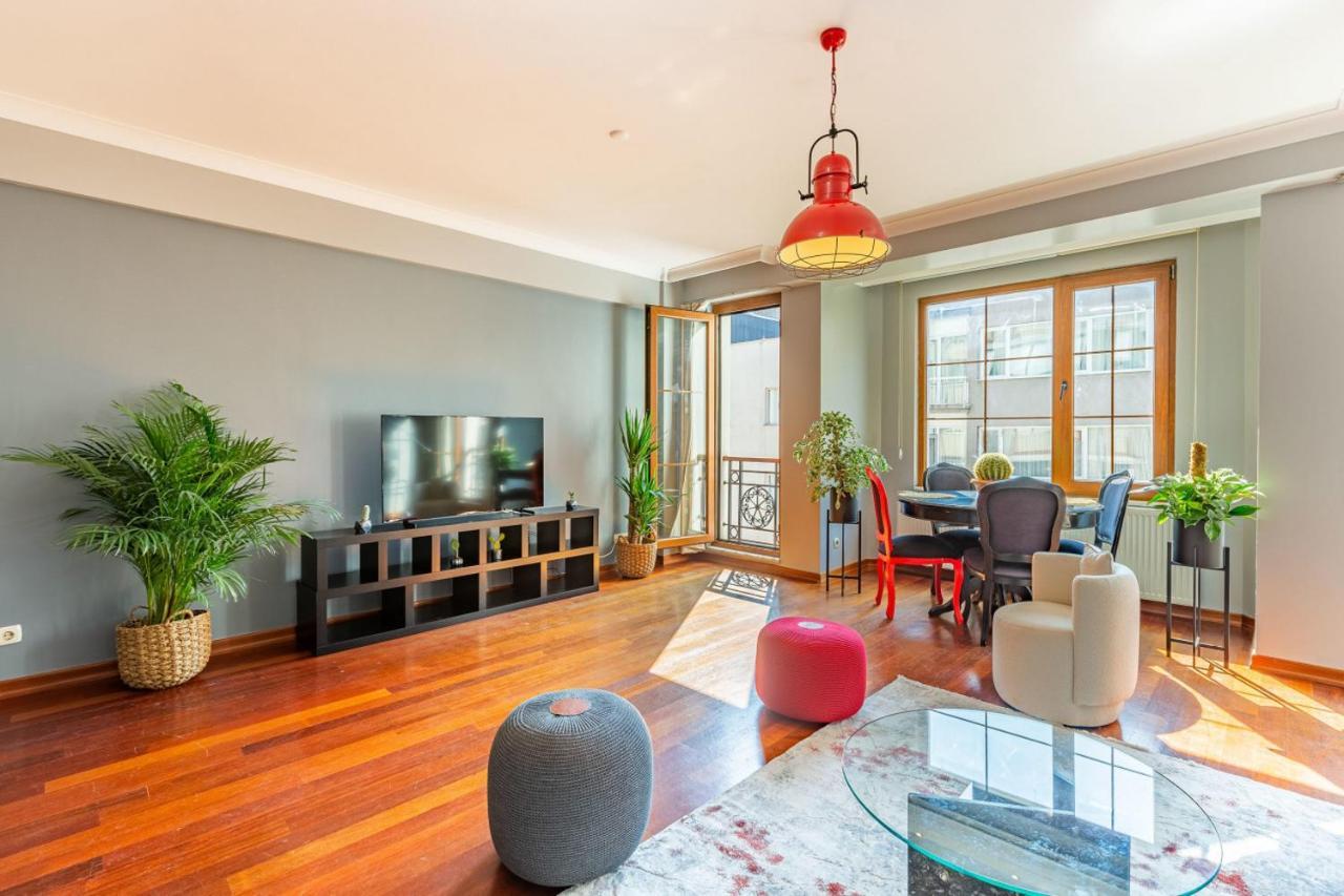 Outstanding Flat With Calming View Nisantasi Appartement Istanboel Buitenkant foto
