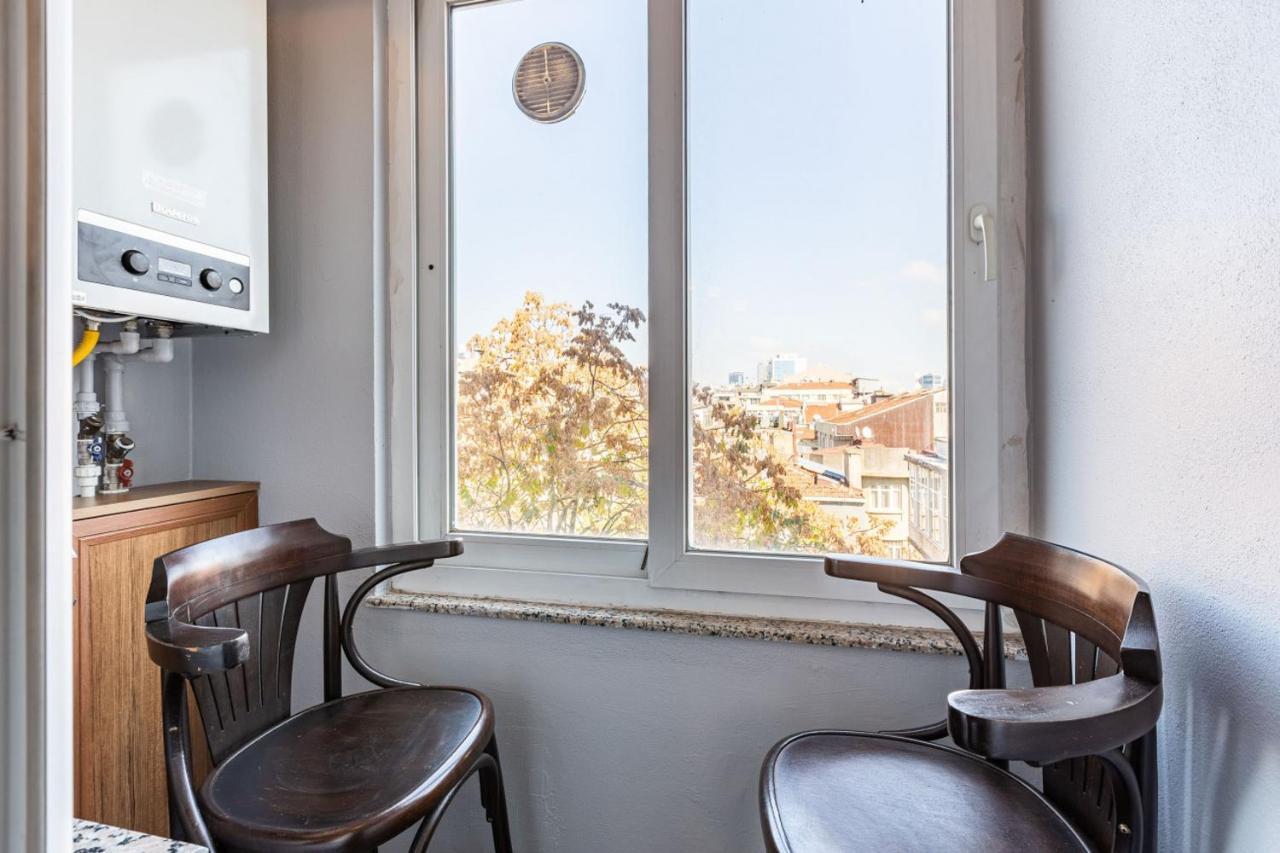 Outstanding Flat With Calming View Nisantasi Appartement Istanboel Buitenkant foto